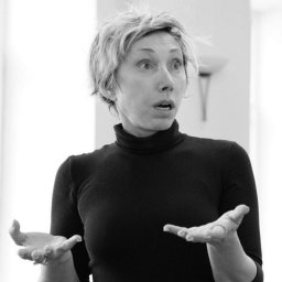 "Она разгадала убийство" в ЦДКЖ: Елена Воробей о предвкушении премьеры "Она разгадала убийство" в ЦДКЖ: Елена Воробей о предвкушении премьеры